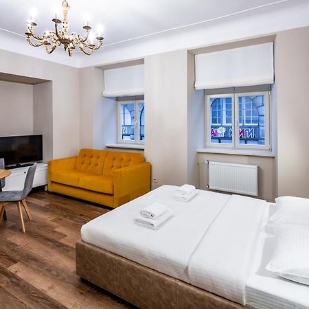 Romari Площа Катедральна 8 Apartment Lviv Exterior photo
