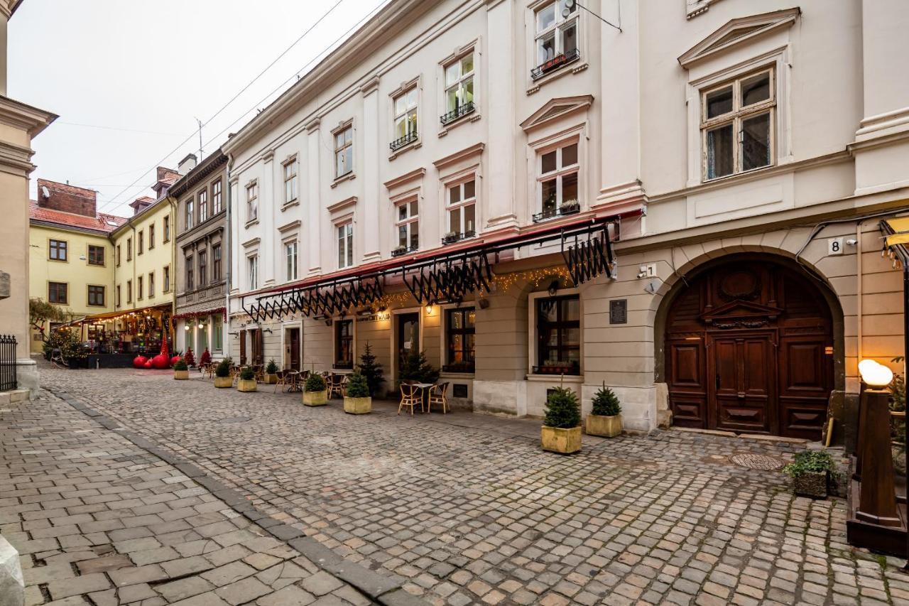 Romari Площа Катедральна 8 Apartment Lviv Exterior photo