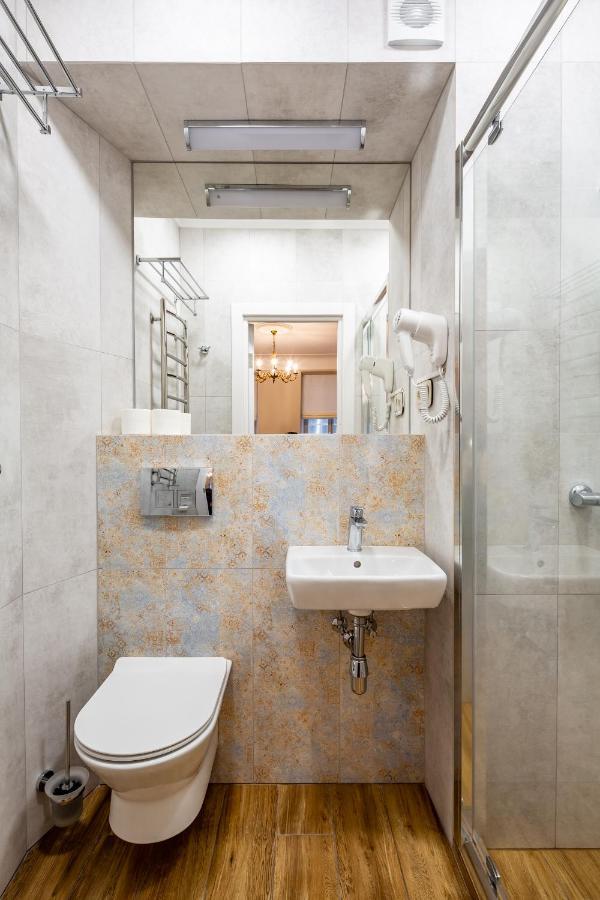 Romari Площа Катедральна 8 Apartment Lviv Exterior photo