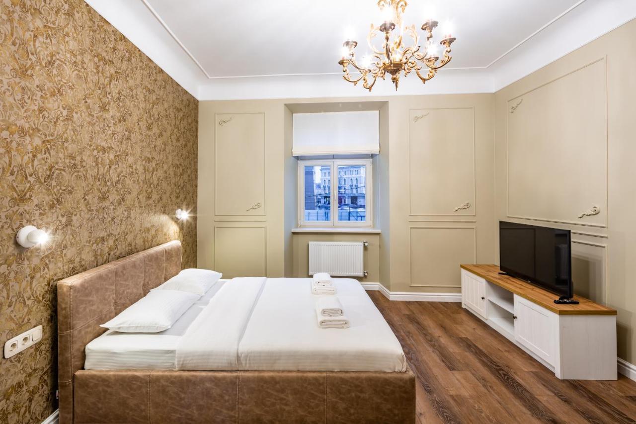 Romari Площа Катедральна 8 Apartment Lviv Exterior photo